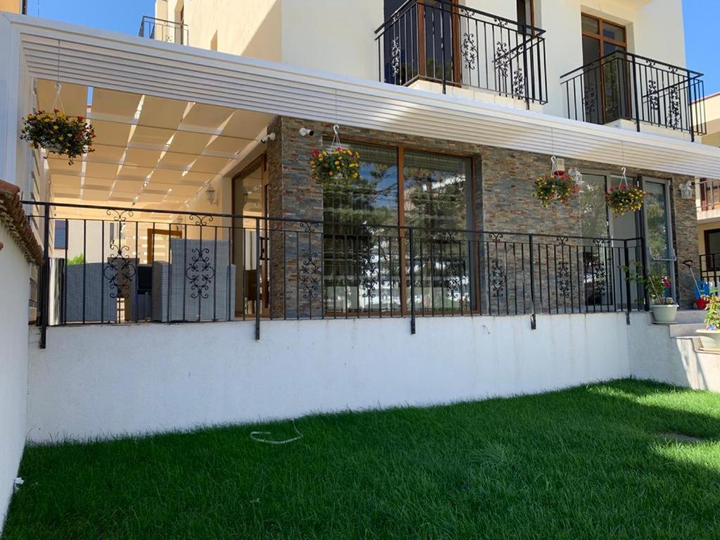 Neo Saturn Residence Exterior foto